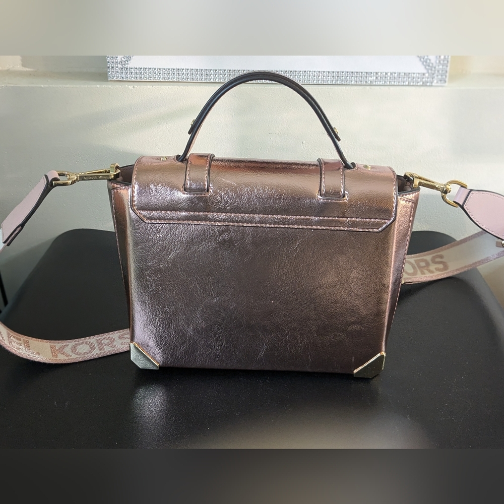 Michael Kors Pink Metallic Shoulder Satchel Messenger Purse Bag NWOT - Picture 9 of 13
